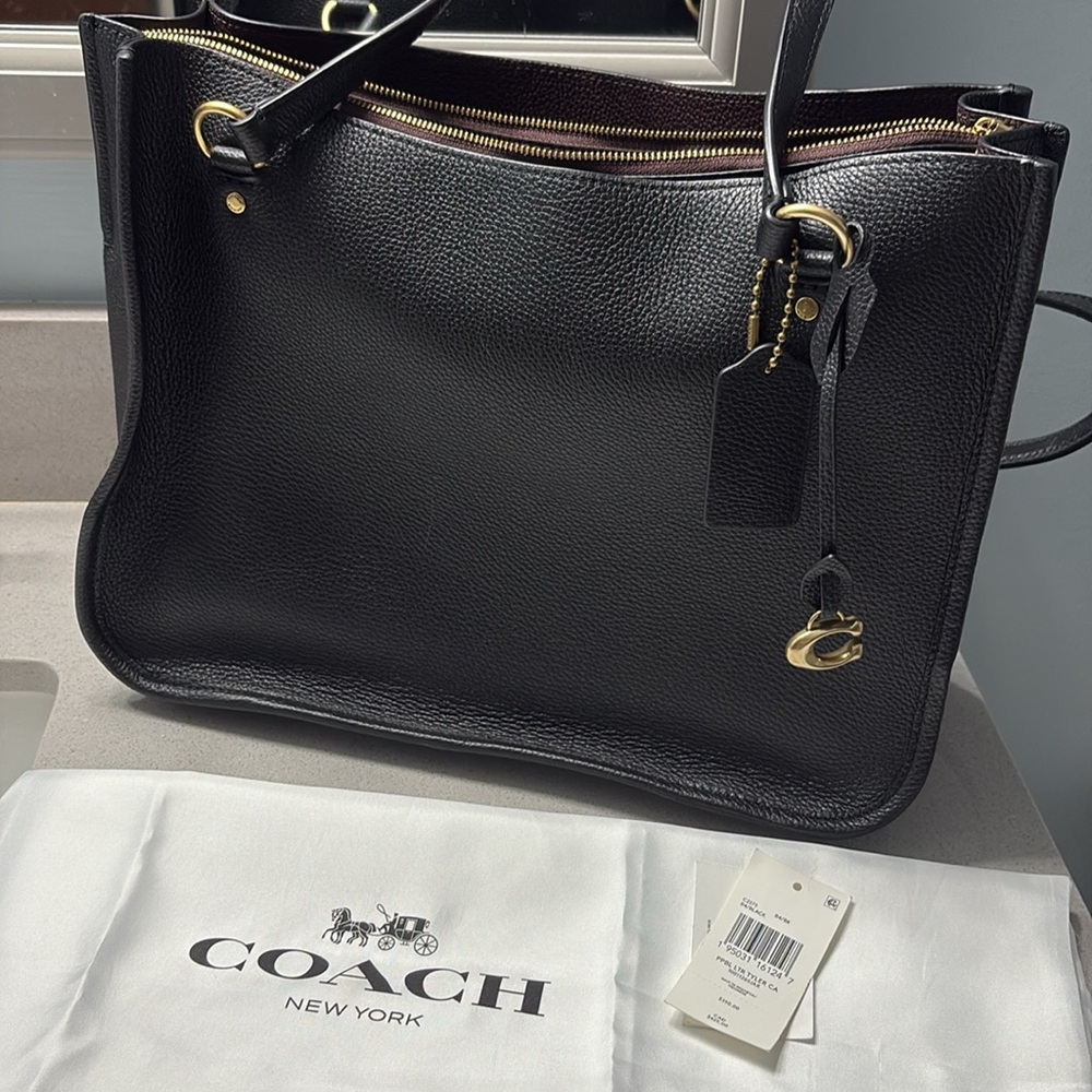 Coach tyler carryall